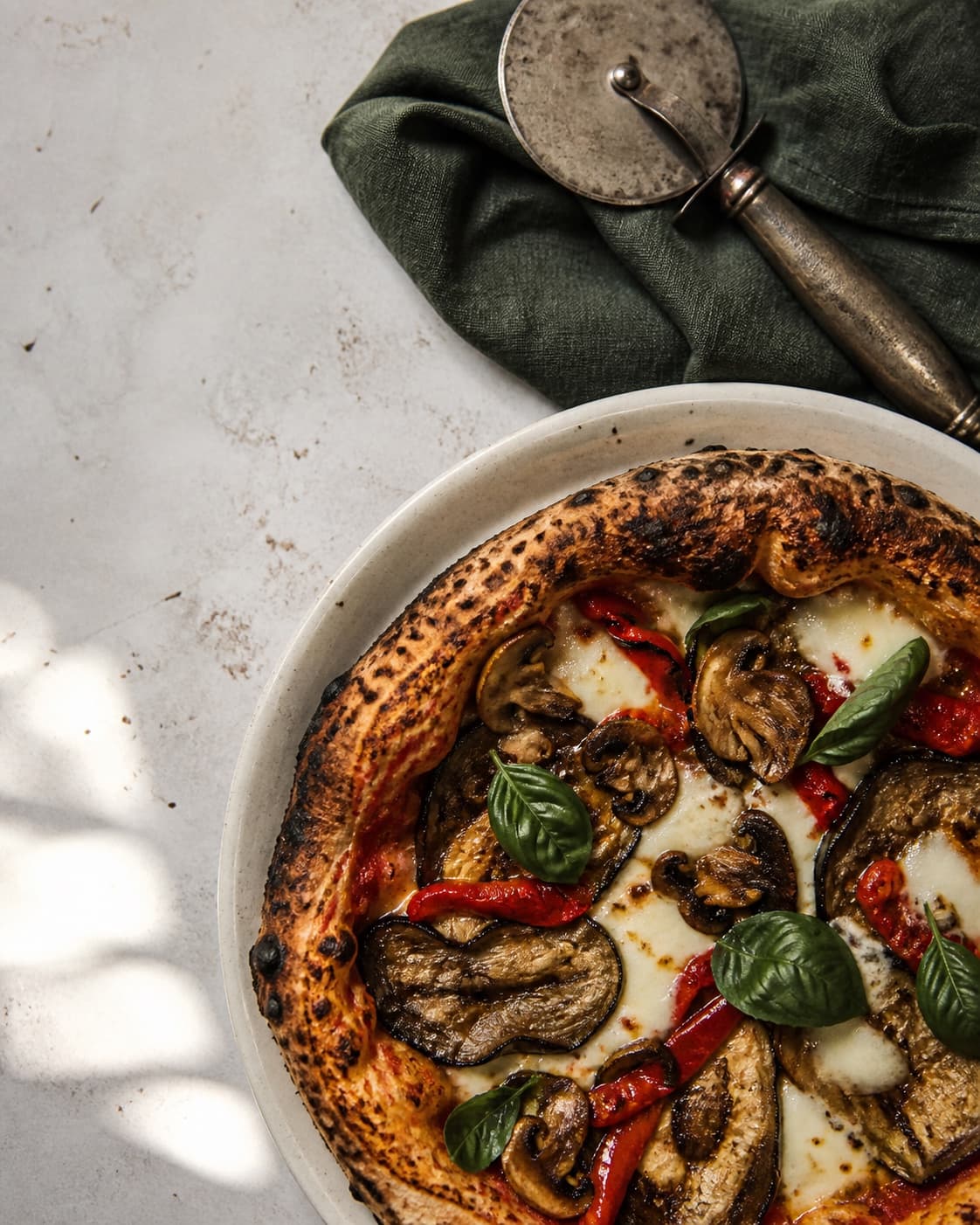 Sebzeli pizza