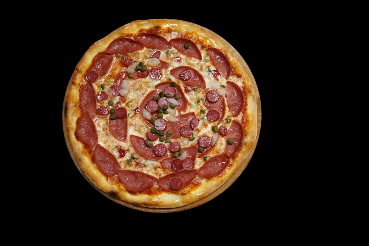 Salame pizza