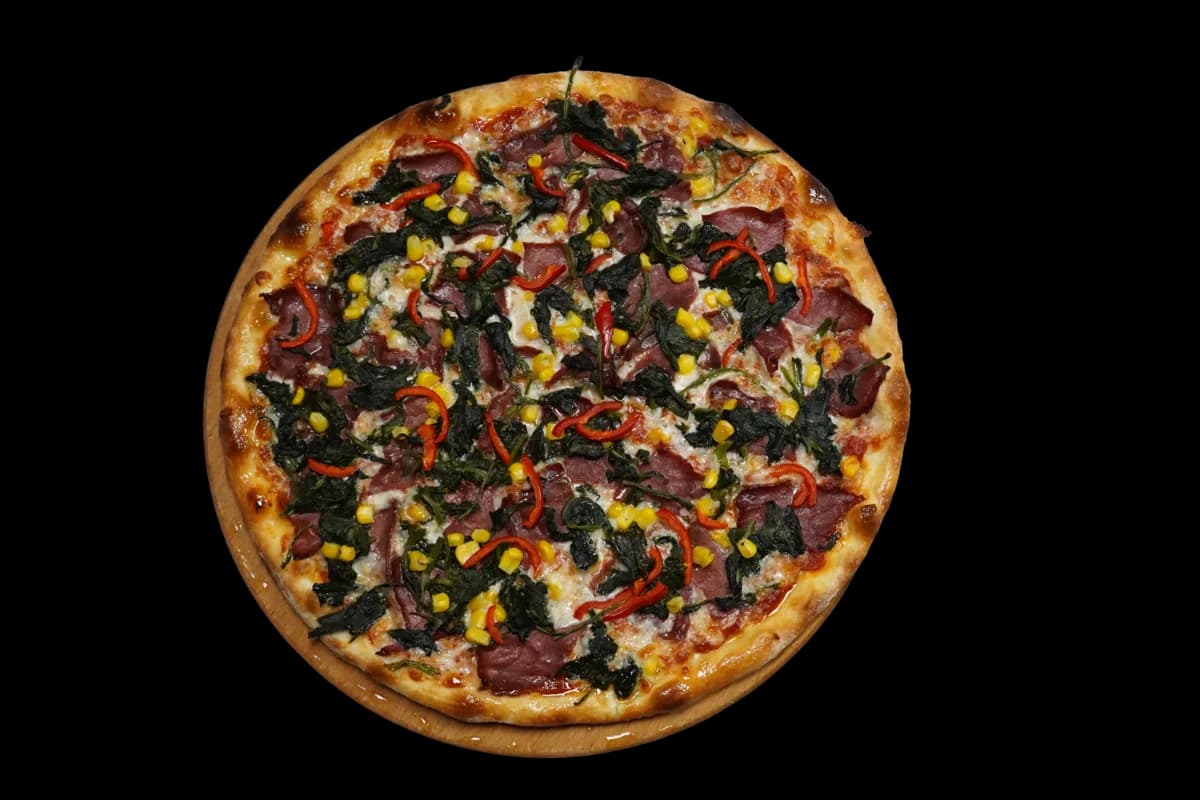 Ispanak Pastırma pizza